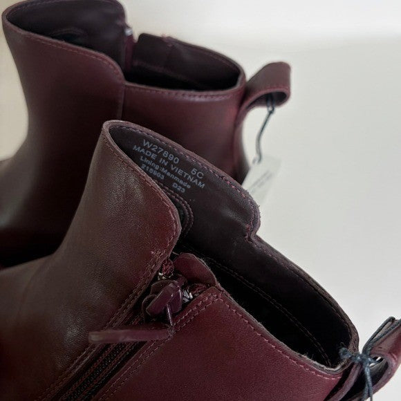 NWT!! COLE HAAN River Chelsea Boots Bloodstone Burgundy Leather Women's Size 5