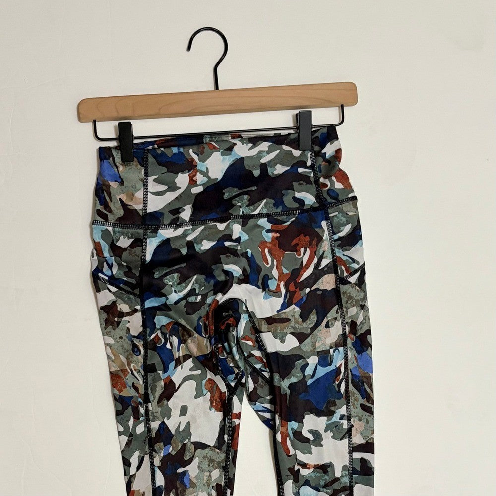 FREE PEOPLE FP Movement Guinevere Camo Leggings 7/8 Pocket Ruched X-Small
