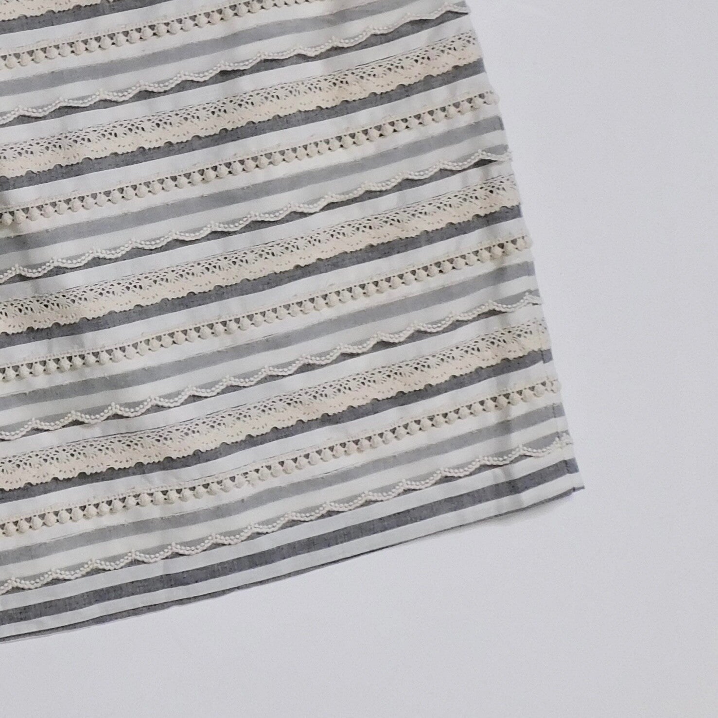 Anthropologie TABITHA Sailing Lace Pencil Skirt Striped Crochet Lace Scallops 6