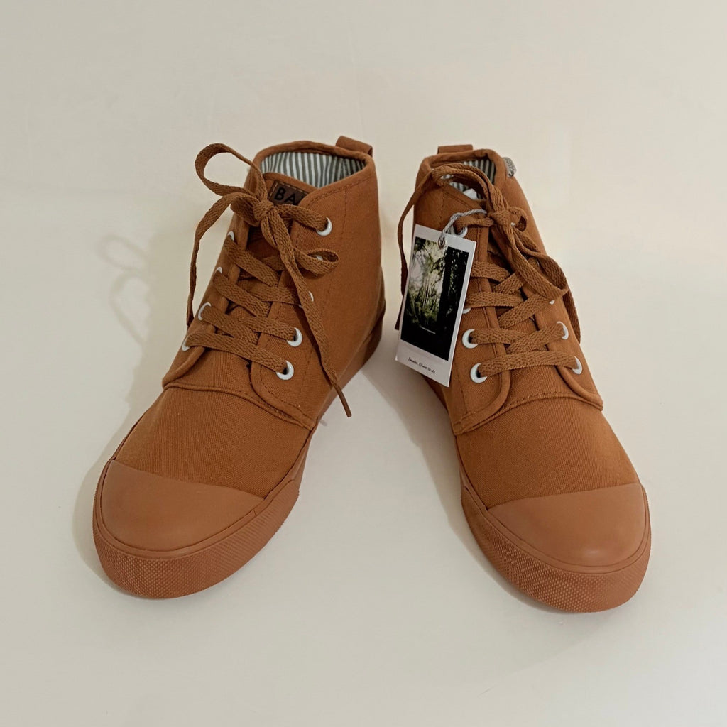 NWT!! BANGS Sunrise Mountain Embroidered High Top Shoes Men's 6 Women's 7.5
