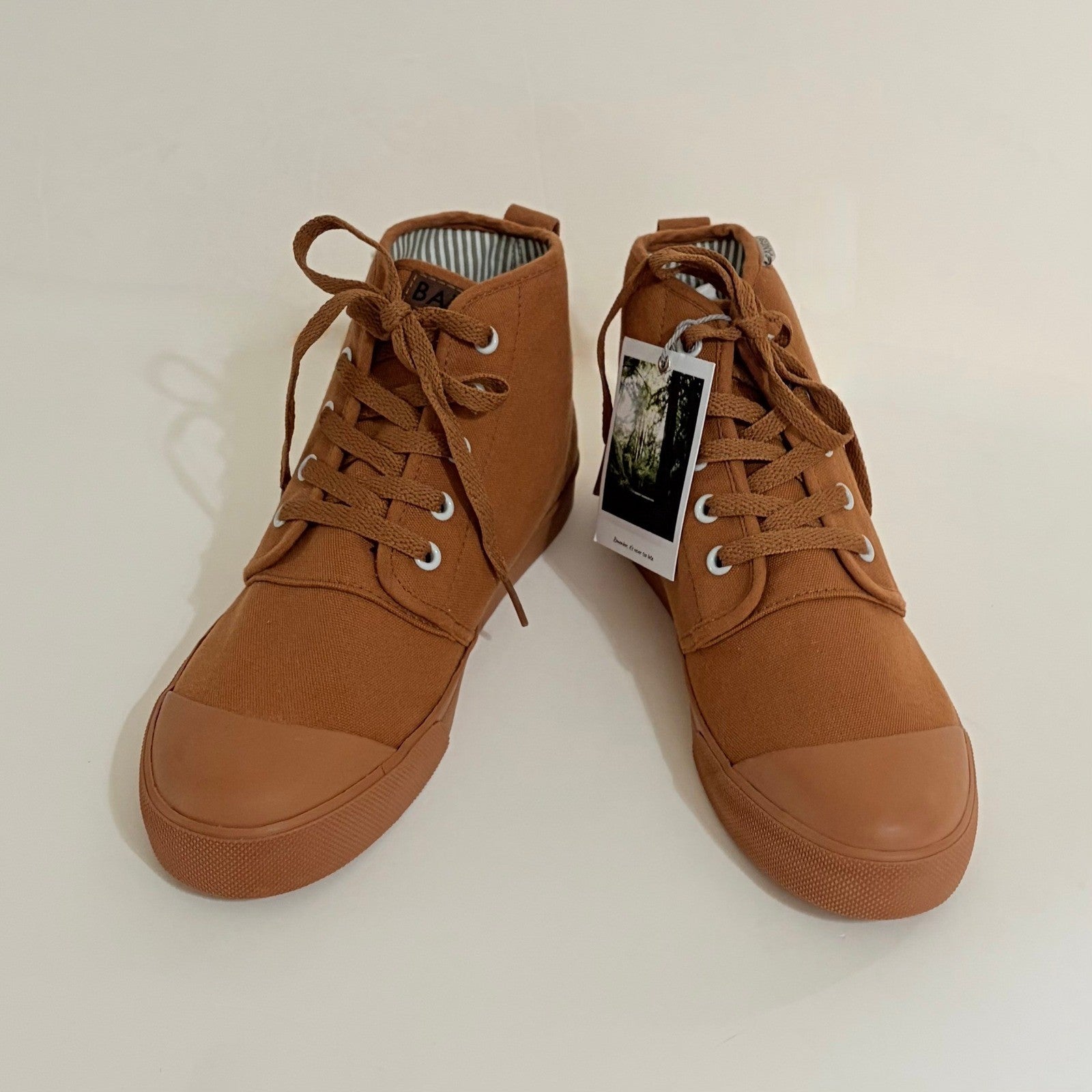 NWT!! BANGS Sunrise Mountain Embroidered High Top Shoes Men's 6 Women's 7.5