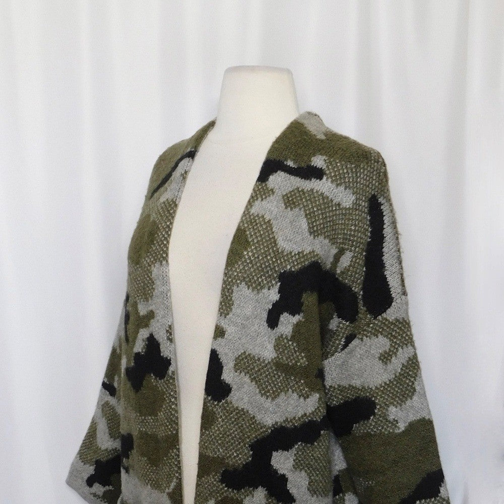 ANTHROPOLOGIE Vero Camo Cardigan Sweater Camouflage Pockets Gorpcore X-Small