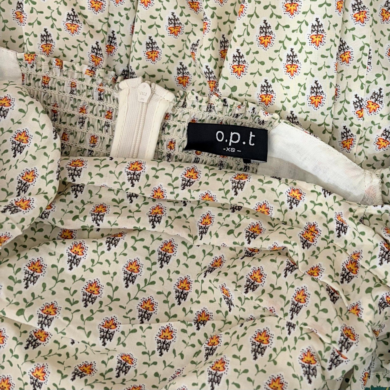 O.P.T. One Pretty Time River Smocked Floral Midi Dress Puff Sleeves X-Small