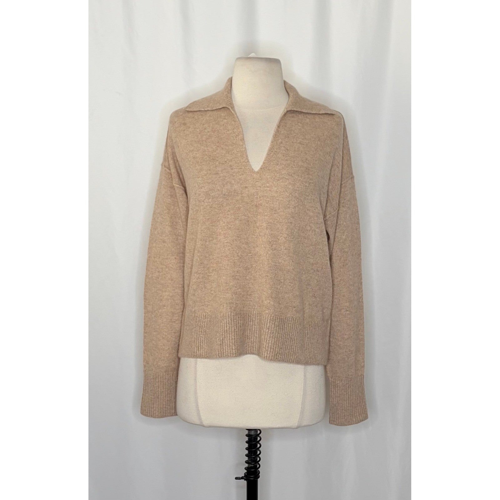 NWT!! FREE PEOPLE Eloura Cashmere Henley Sweater Solid Light Brown Tan X-Small