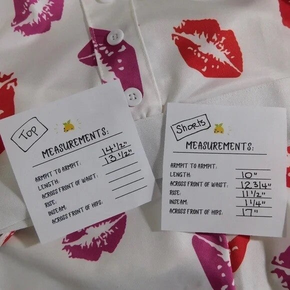 NEW!! HOT LIPS Lipstick Kiss Cropped Loungewear Two Piece Set Top Shorts Small