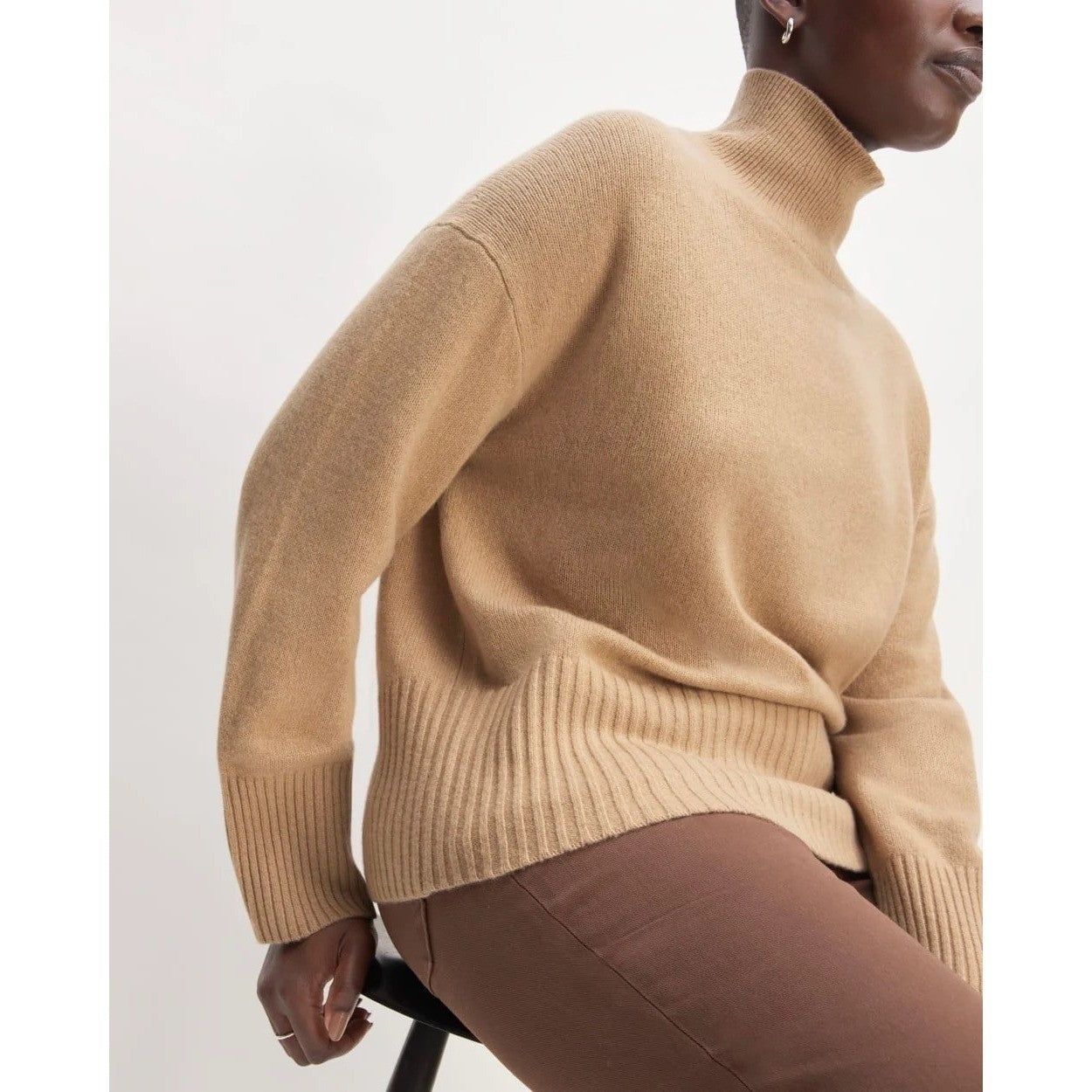 EVERLANE The ReCashmere Oversized Turtleneck Sweater Mock Neck Solid Tan Large