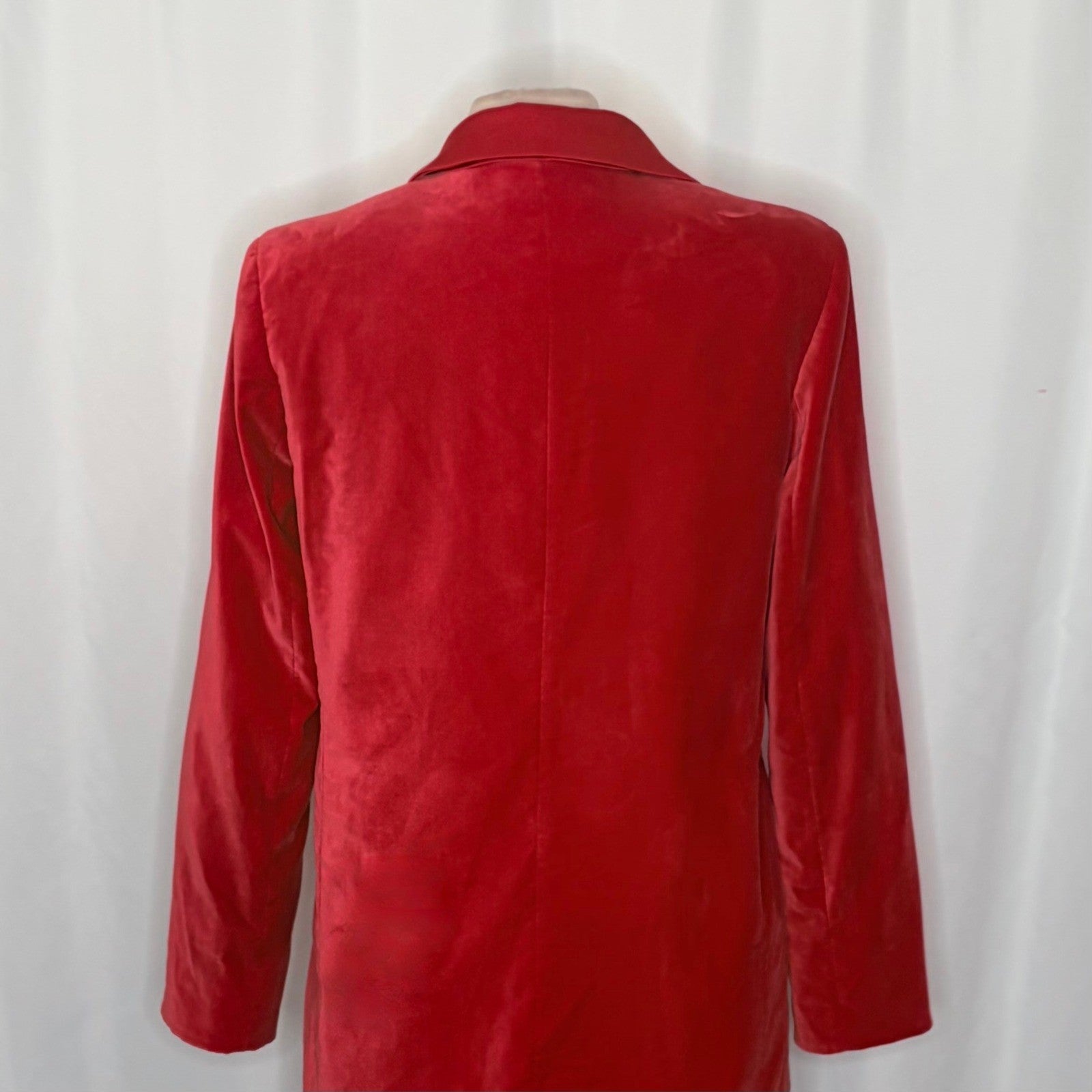 ALICE + OLIVIA Justin Velvet One Button Blazer Perfect Ruby Red Solid Satin 8