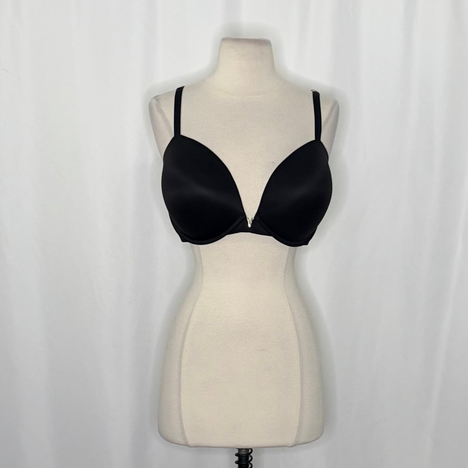 VICTORIA'S SECRET Black Push-Up Convertible Bra Padded Solid 38DD