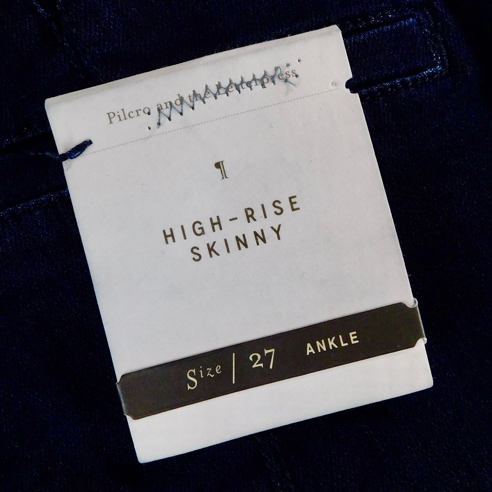 NWT!! ANTHROPOLOGIE Pilcro Slit-Front Skinny Jeans Stretch Dark Wash Size 27