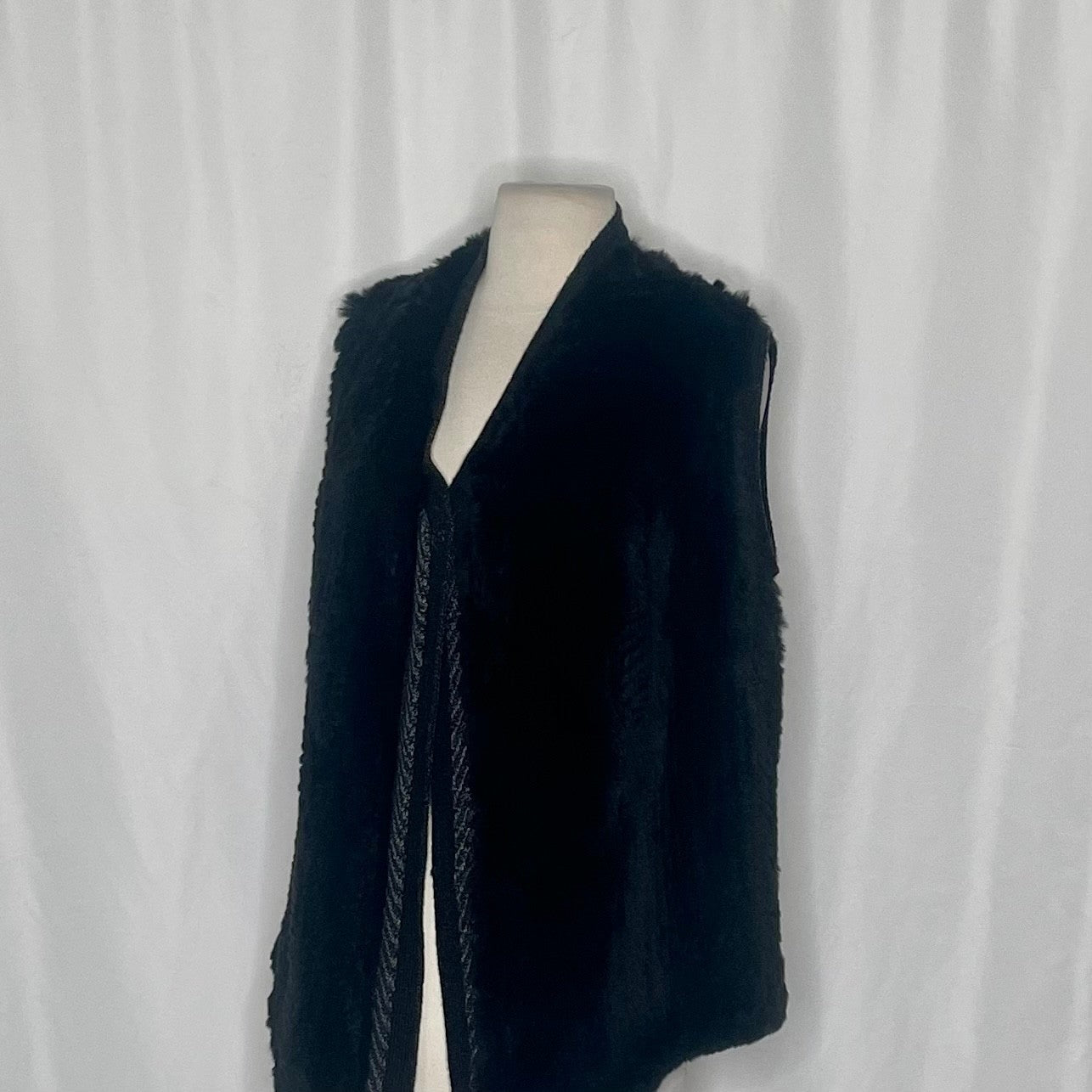 VINCE Rex Rabbit Fur Drape Front Sweater Vest Mixed Materials Knit Back X-Small