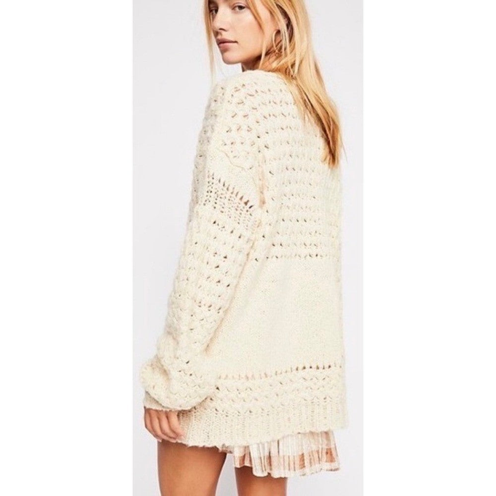 FREE PEOPLE Crashing Waves Scoop Neck Sweater Solid Cream Pullover Knit Small