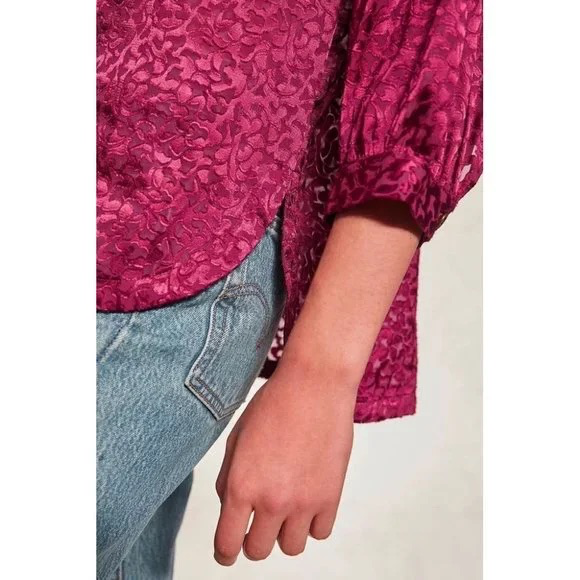 NWT!! ANTHROPOLOGIE Susanna Burnout Velvet ¾ Sleeve Buttondown Top Blouse XS