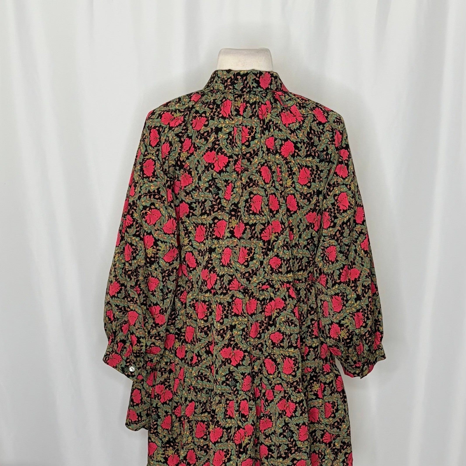 Anthropologie ERI + ALI Iona Floral Soft Swing Blouse Tiered Top Shirt Medium