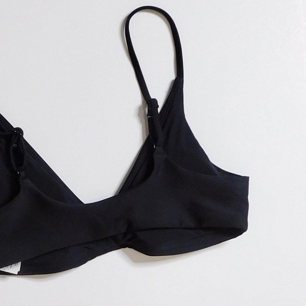 NWT!! J. CREW Lana Bikini Top Classic Sculpt Solid Black V Neckline Swim Small