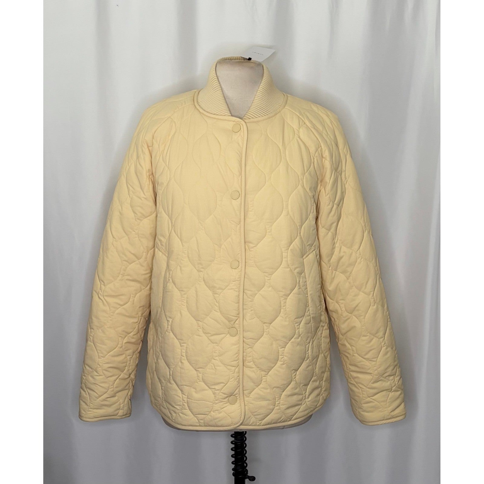 NWT!! VARLEY Luca Quilted Jacket Solid Reed Yellow Bomber Snaps Solid X-Large