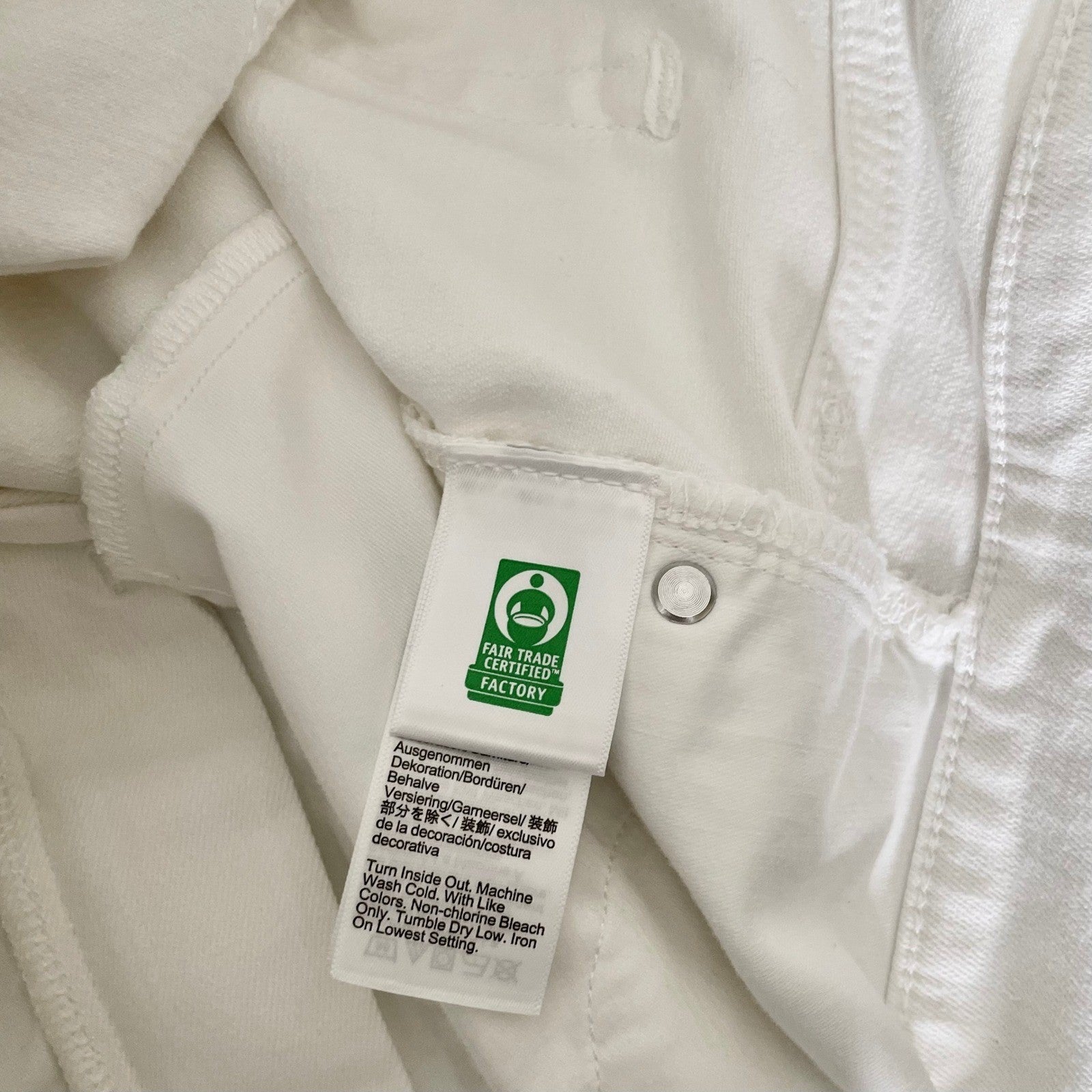 NWT!! J. CREW Tall Slim Straight '96 Retro Denim Jeans Solid White 31 Tall 31T