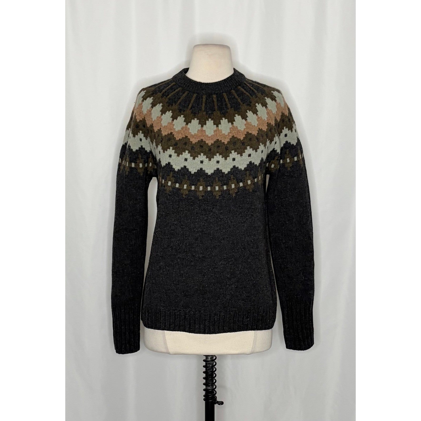 NWT!! ROYAL ROBBINS Rockcraft Merino Wool Fair Isle Crew Neck Sweater Small
