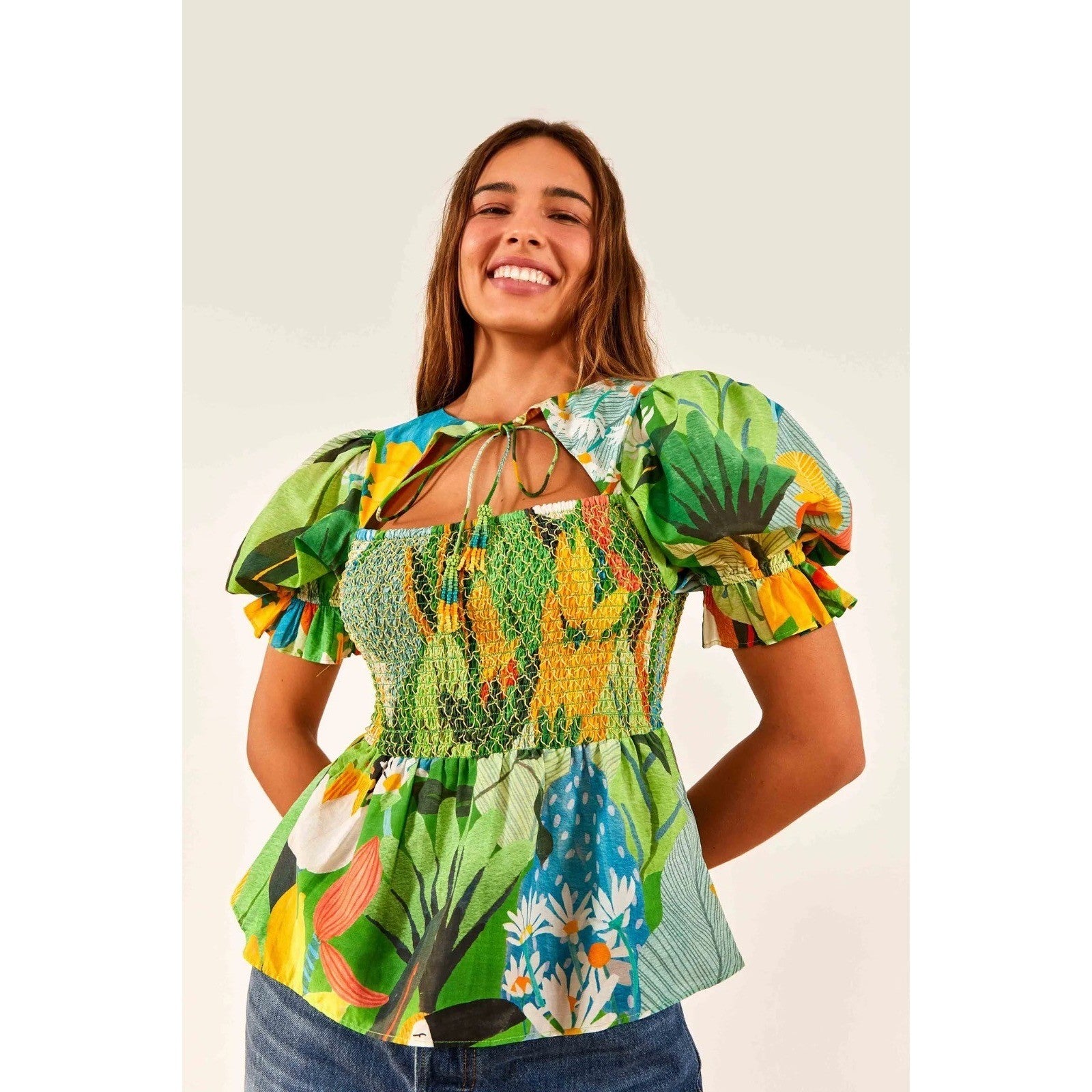 NEW!! FARM RIO Vintage Toucans Smocked Peplum Top Blouse Tropical Small