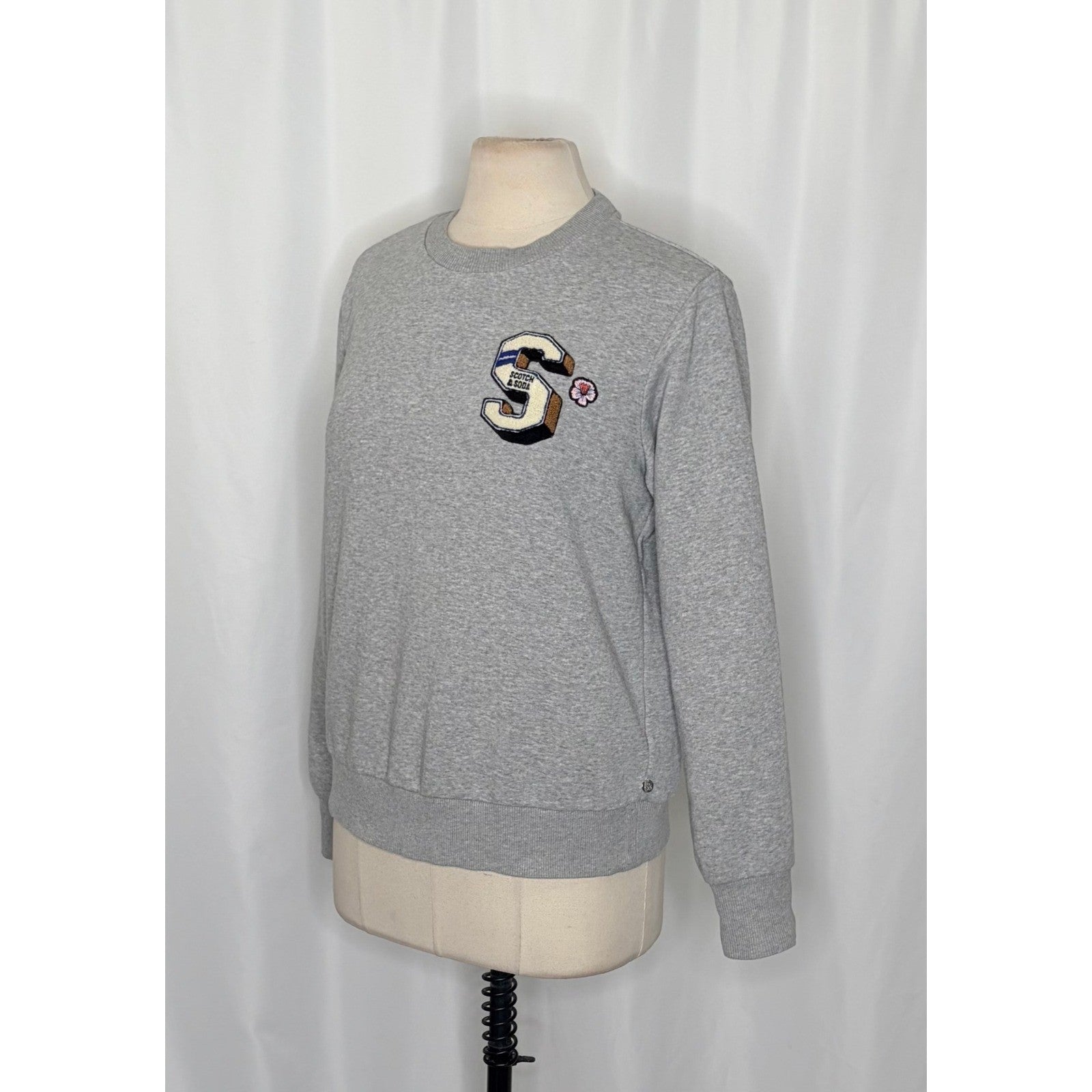 SCOTCH & SODA Artwork Crew Neck Sweatshirt Gray Monogram S Academia Medium
