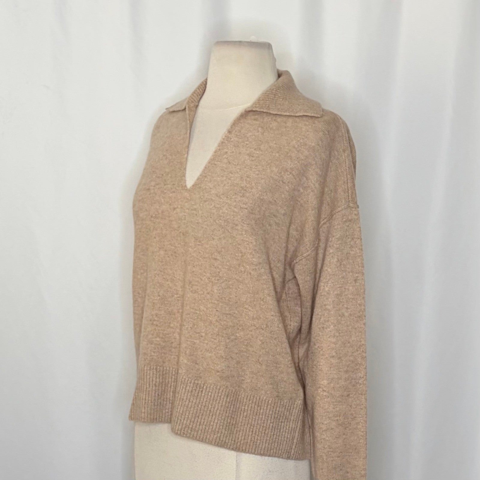NWT!! FREE PEOPLE Eloura Cashmere Henley Sweater Solid Light Brown Tan X-Small