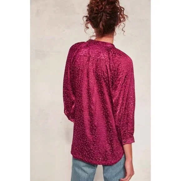 NWT!! ANTHROPOLOGIE Susanna Burnout Velvet ¾ Sleeve Buttondown Top Blouse XS