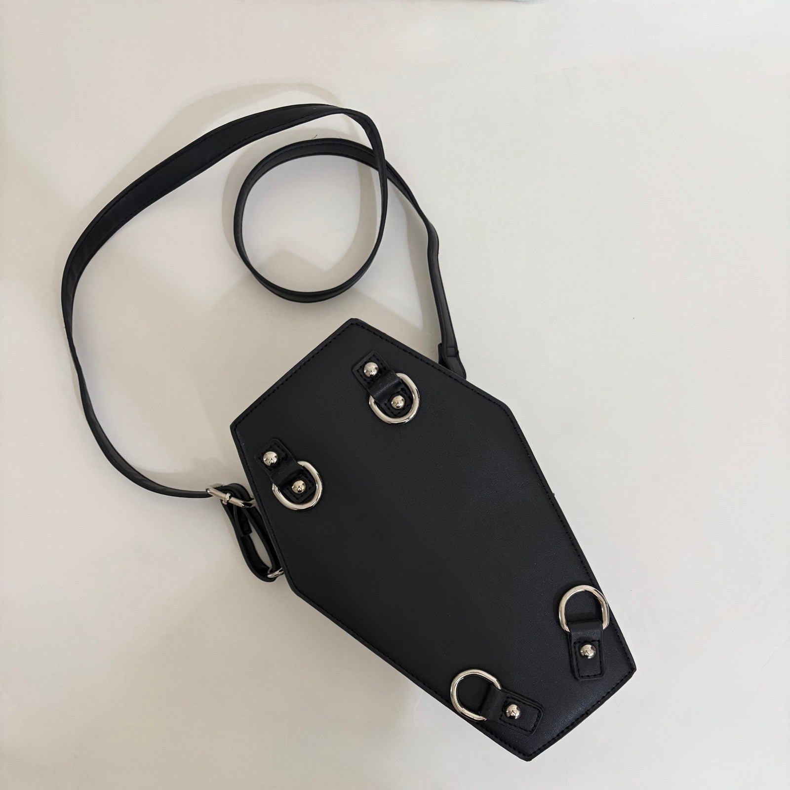 SCARLETON Studded Skull Bag Vegan Leather Punk Rock Rivet Shoulder Bag Gothic