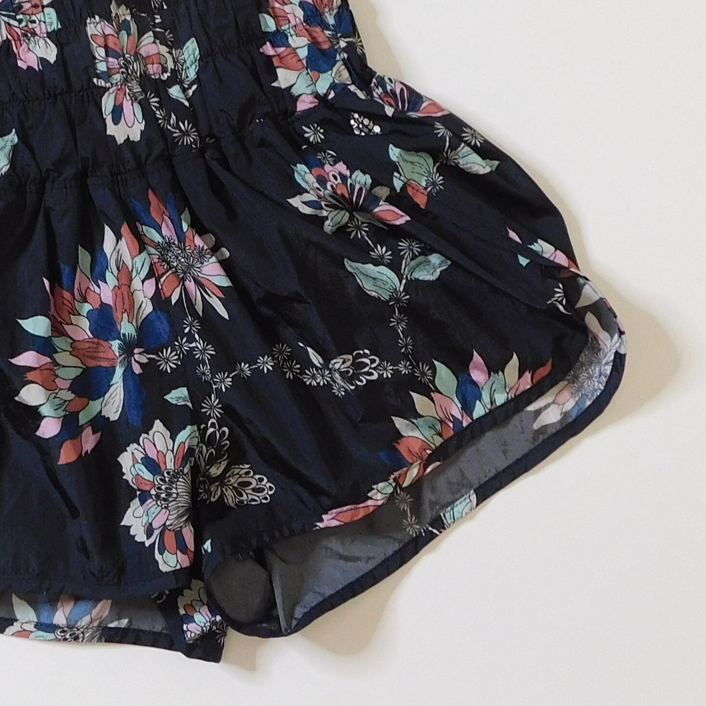 FREE PEOPLE Movement The Way Home Floral Shorts Black Athletic Print X-Small