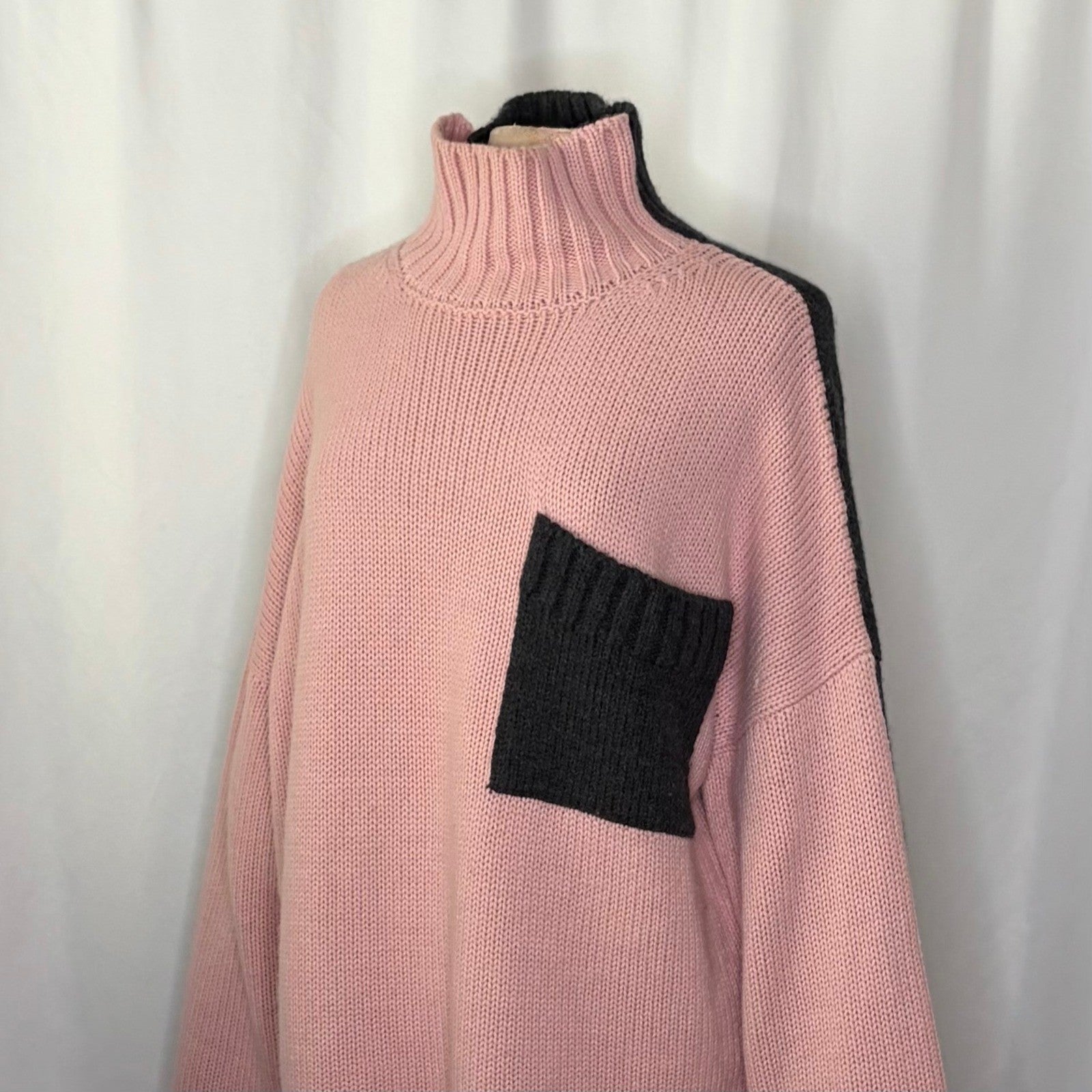JW ANDERSON Patch Pocket Sweater Pink Grey Pullover Knit Mock Turtleneck Large