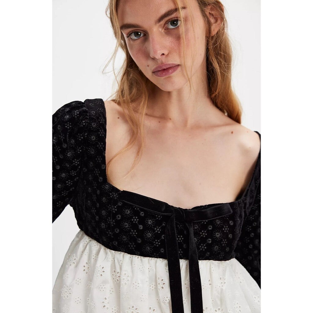 NWT!! FOR LOVE AND LEMONS Elisa Long Sleeve Top Black Velvet Taffeta Eyelet XS