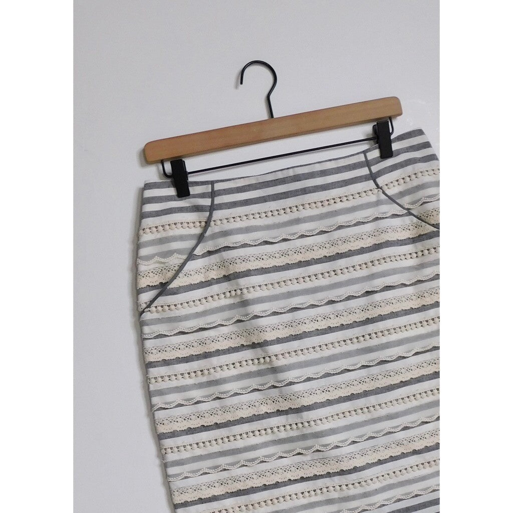 Anthropologie TABITHA Sailing Lace Pencil Skirt Striped Crochet Lace Scallops 6