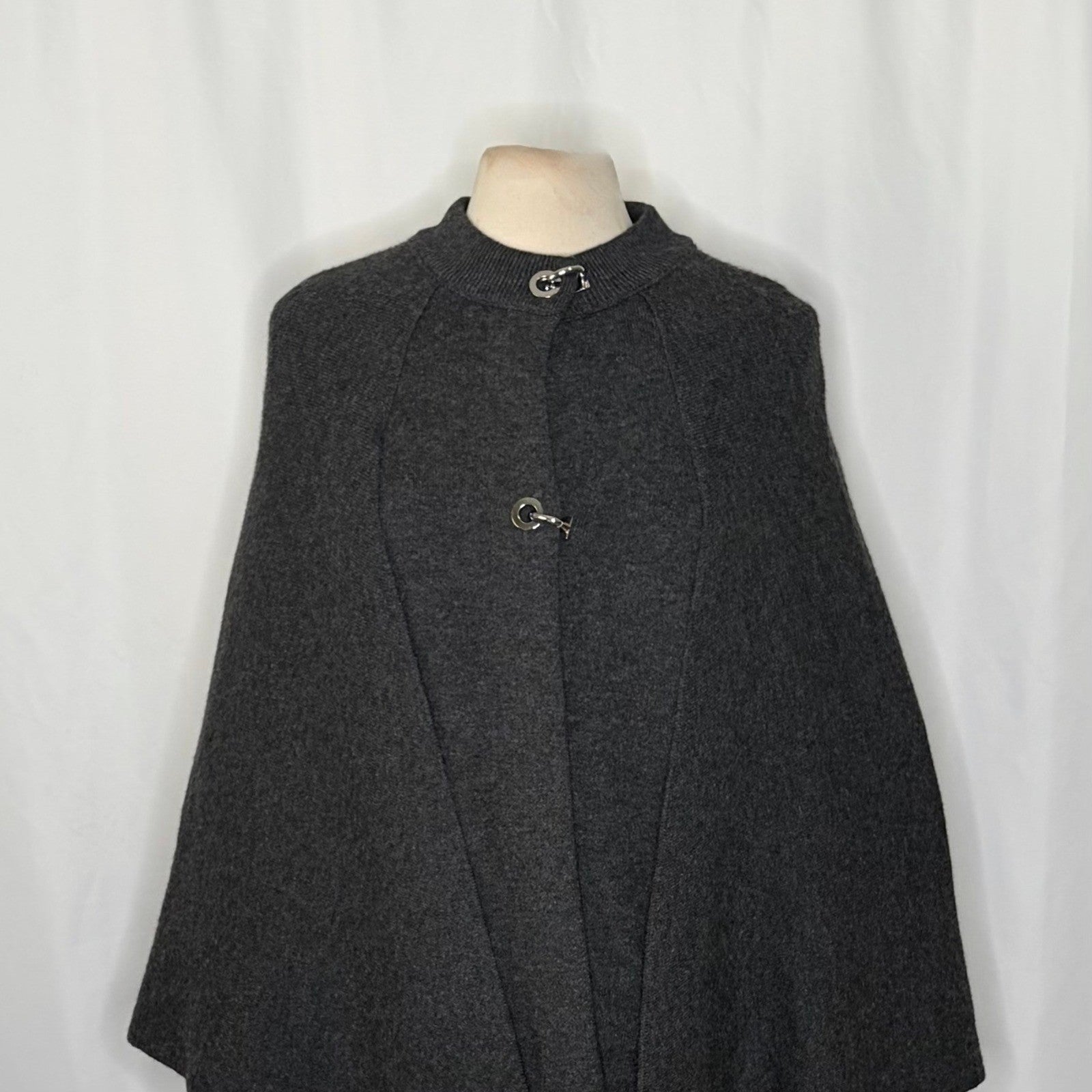 ZARA Charcoal Grey Wool Blend Cape Sweater Knitwear Knit Minimalist Medium
