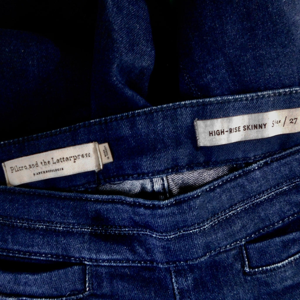 NWT!! ANTHROPOLOGIE Pilcro Slit-Front Skinny Jeans Stretch Dark Wash Size 27
