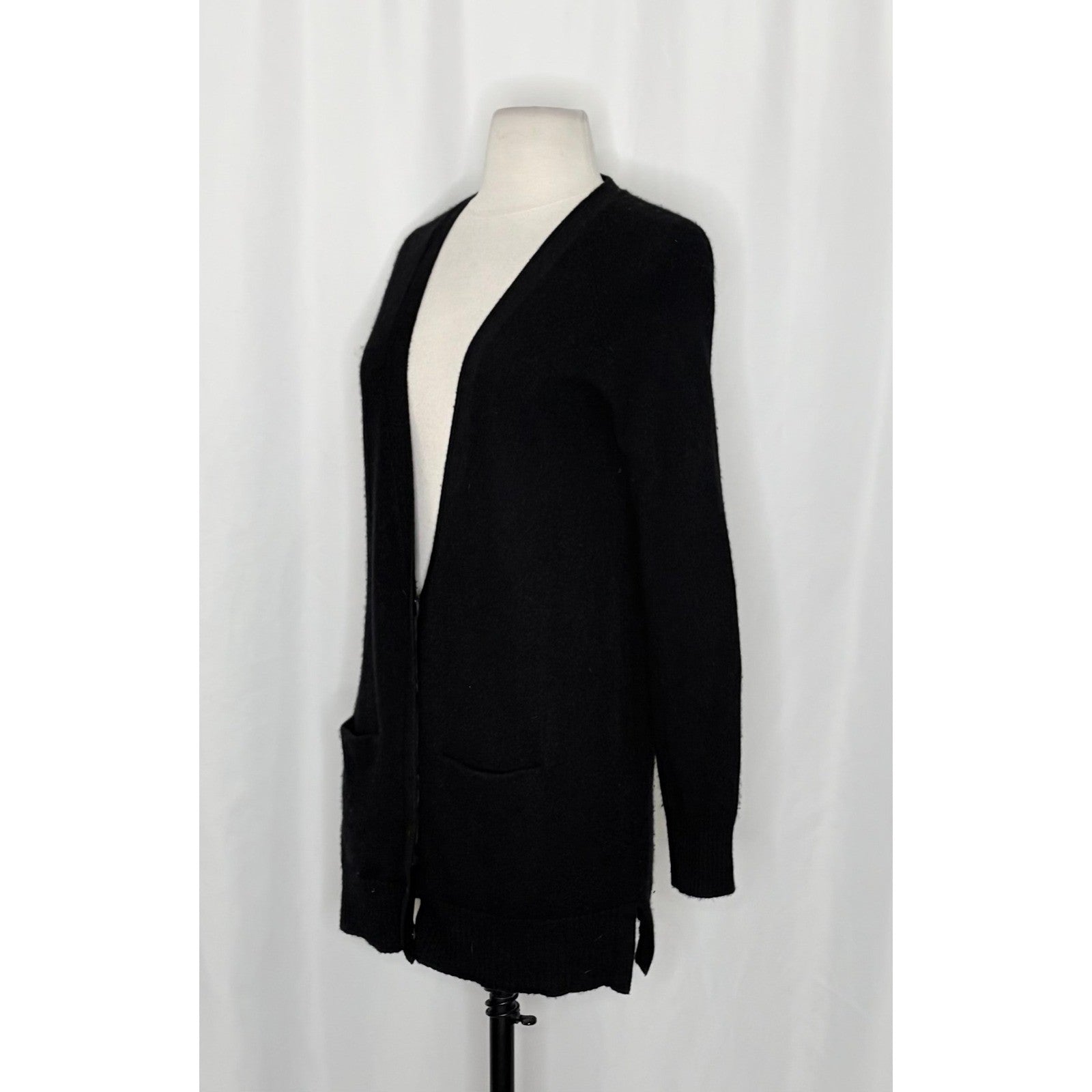 MARGARET O'LEARY Black Cashmere Cardigan Sweater Solid Buttons Pockets X-Small