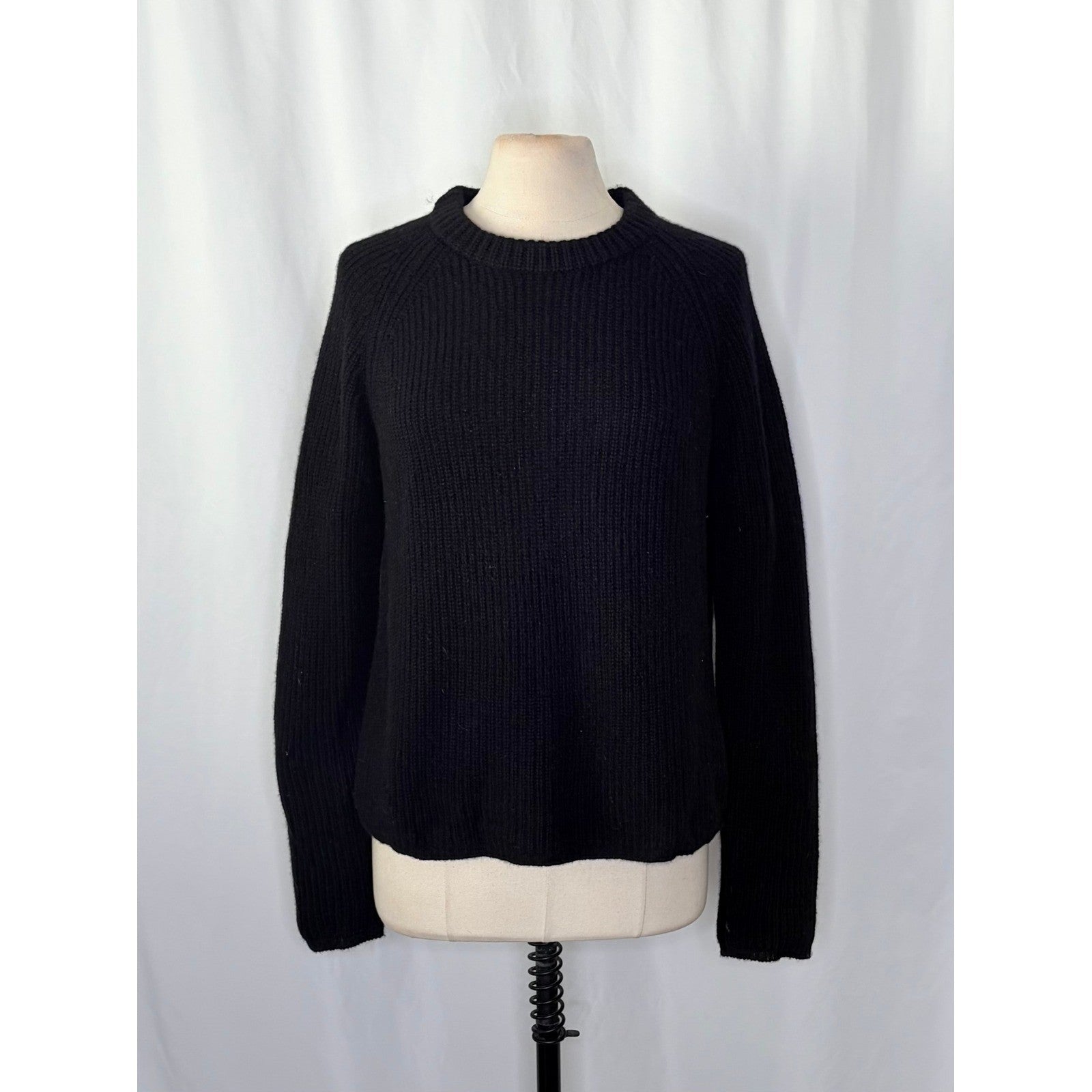 JENNI KAYNE Cashmere Fisherman Sweater Solid Black Raglan Knitwear Knit Large