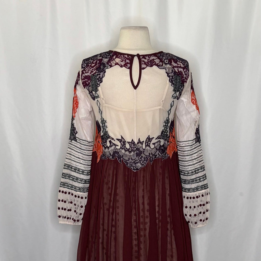 Anthropologie MOULINETTE SOEURS Eastberry Dress Embroidered Beaded Boho Size 2
