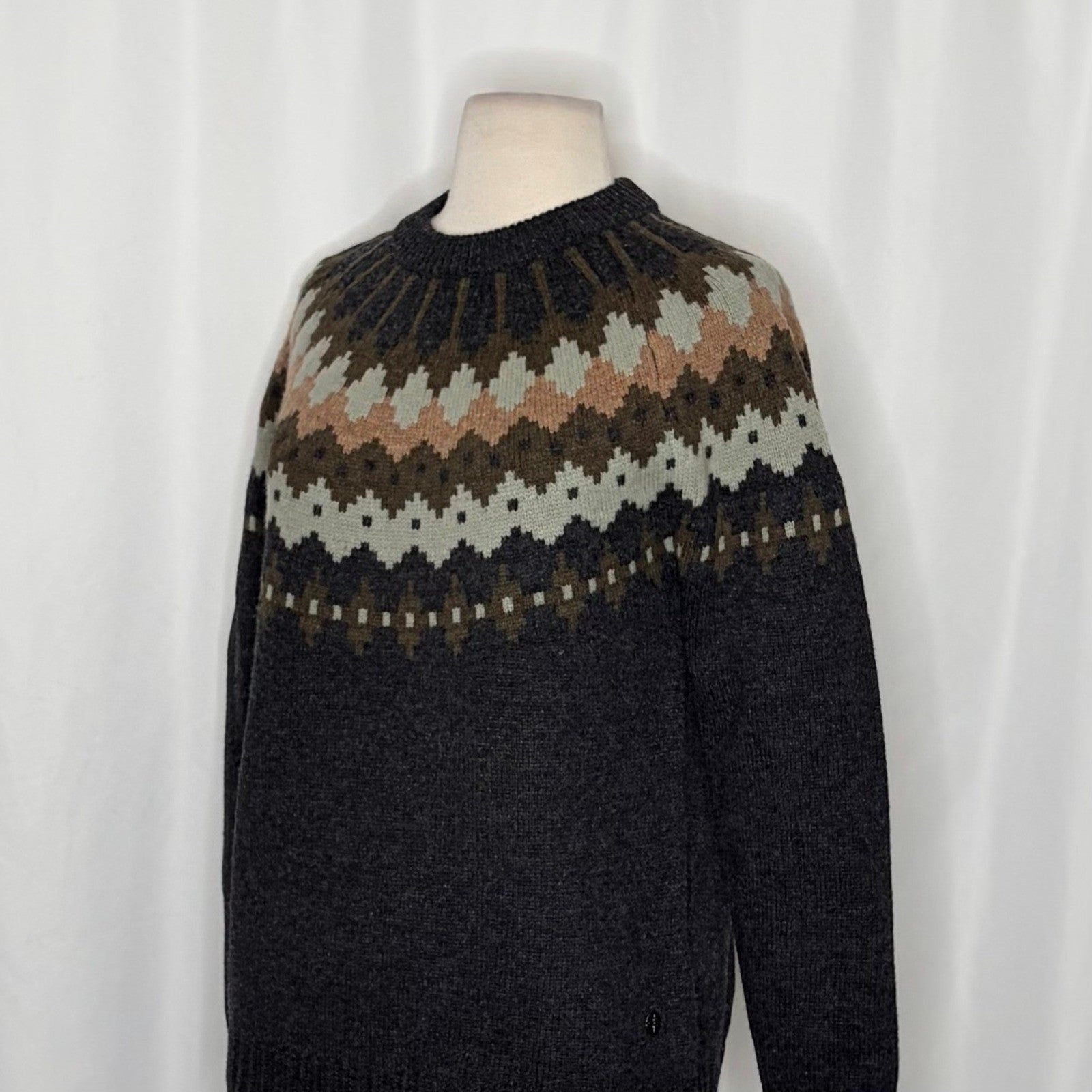 NWT!! ROYAL ROBBINS Rockcraft Merino Wool Fair Isle Crew Neck Sweater Small
