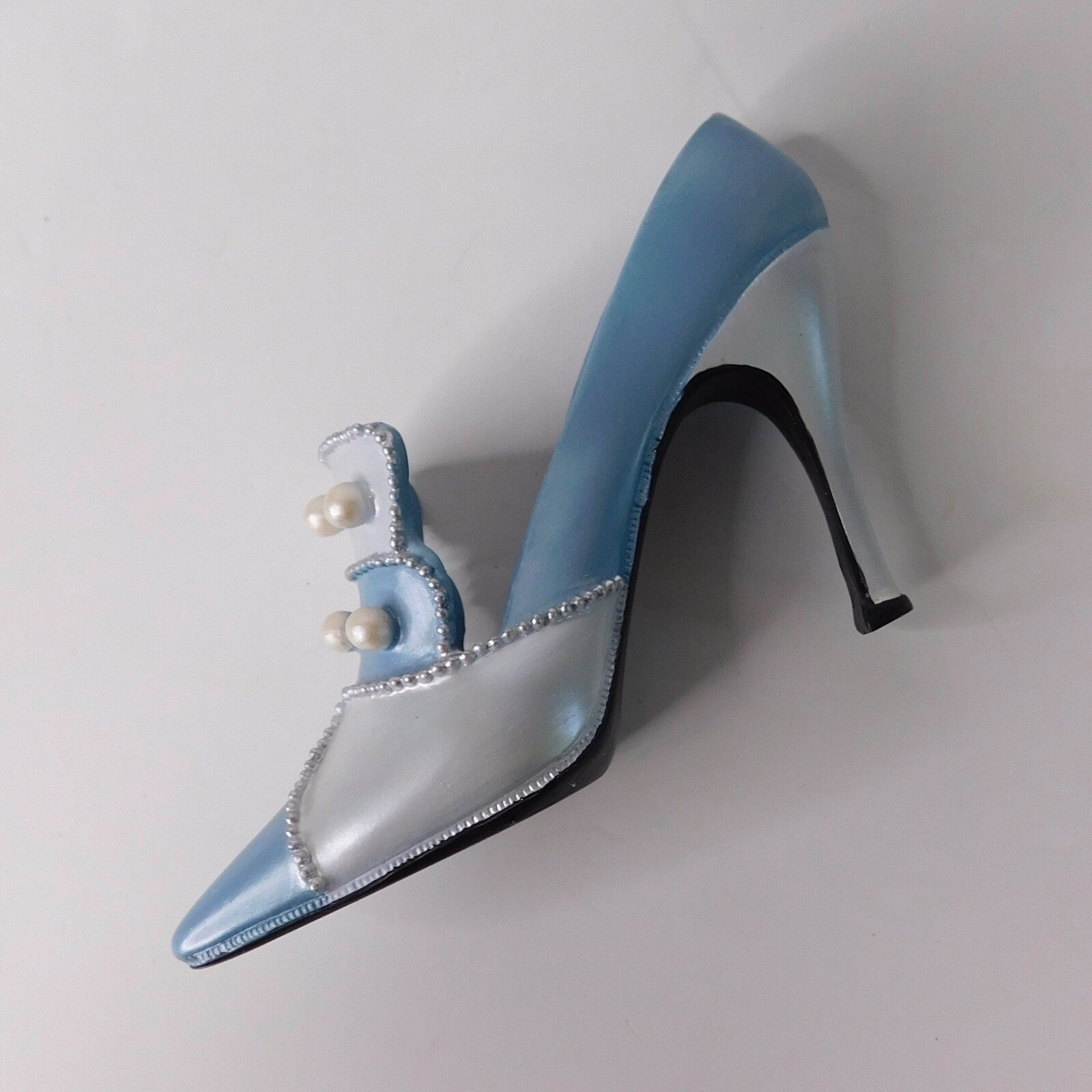 AVON "All Dressed Up" Blue Pearl Pump Shoe & Handbag Set of Two Fashion Figurine