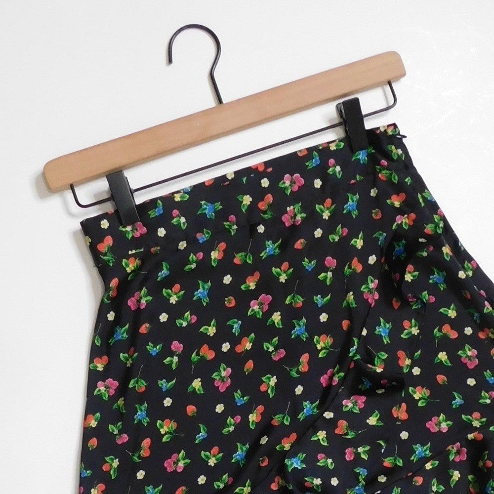 ZARA Black Floral Fruit Berries Ruffled Satin Shorts Skort Satin Summer X-Small
