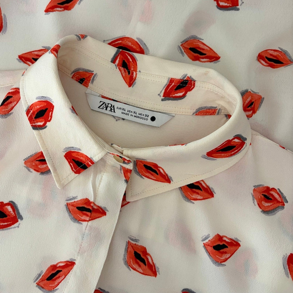 ZARA ZW Collection White Pink Lips Print Buttondown Top Blouse Lipstick X-Large