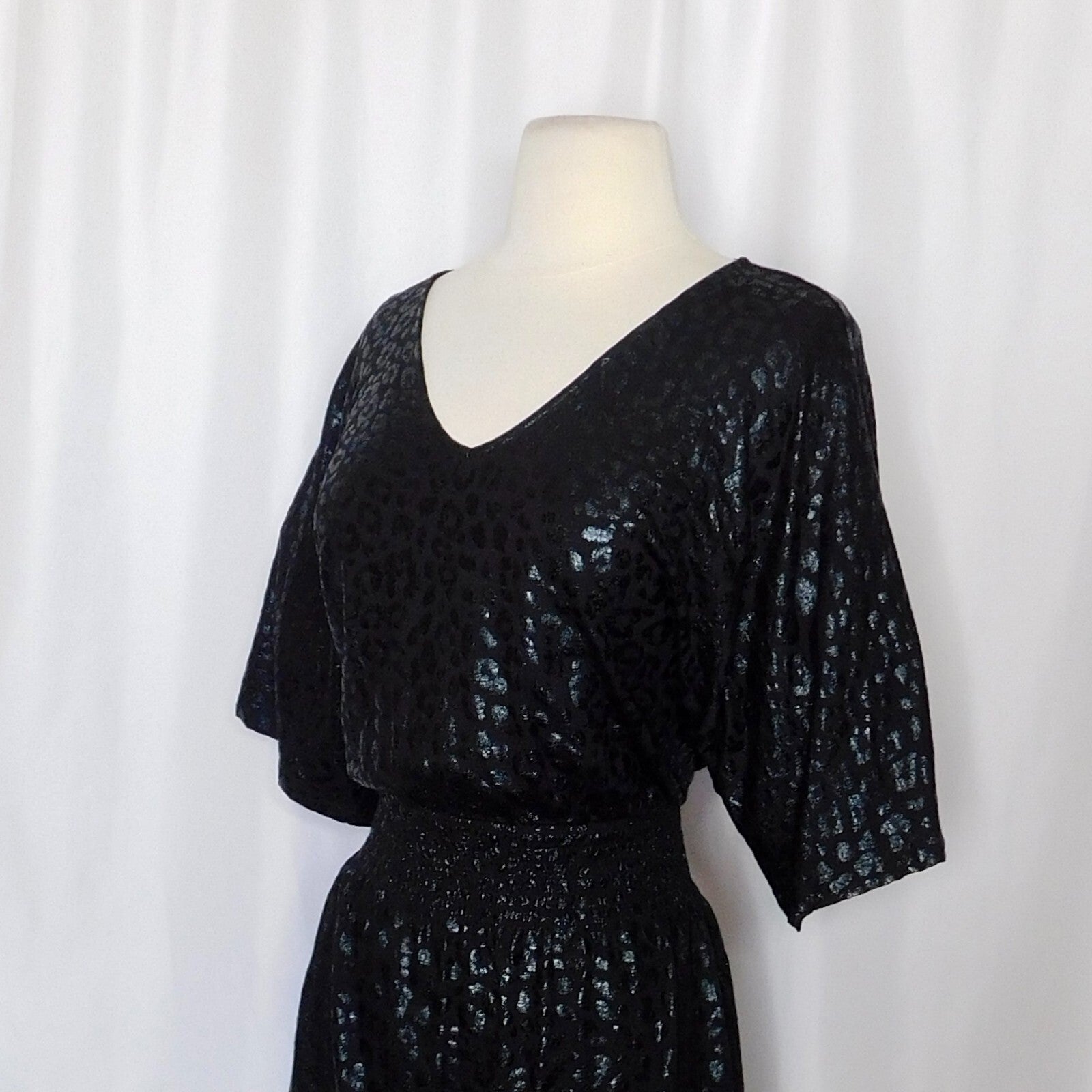 NWT!! WHBM Kimono Sleeve Smocked Waist Dress Leopard Foil Mini Animal X-Small