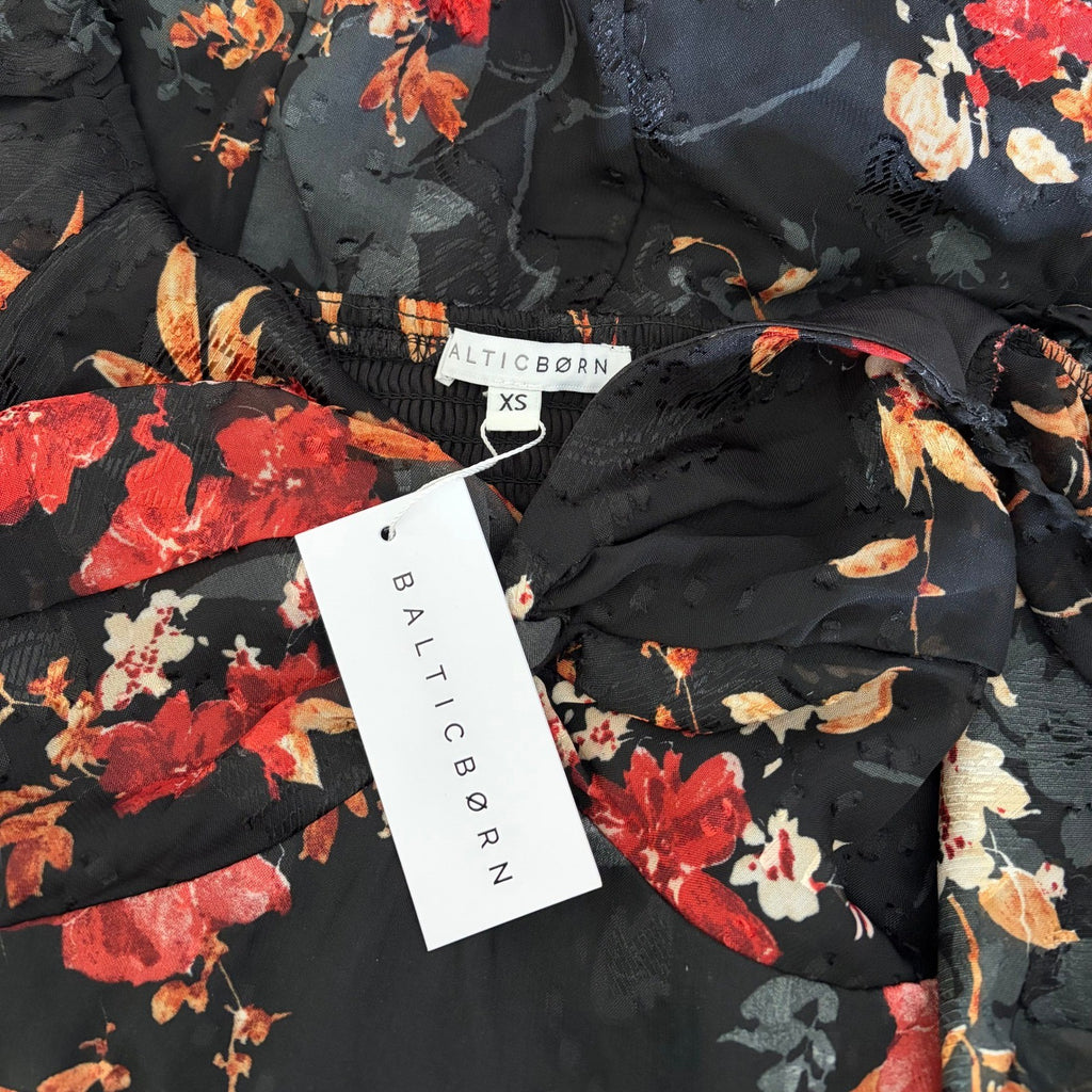 NWT!! BALTIC BORN Estefania Maxi Dress Black Floral Romantic Ruffle X-Small
