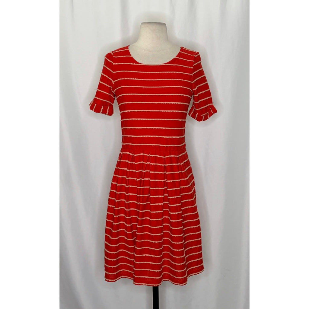 Anthropologie BORDEAUX Taylor Swift Zooey Deschanel Red Scalloped Dress Medium