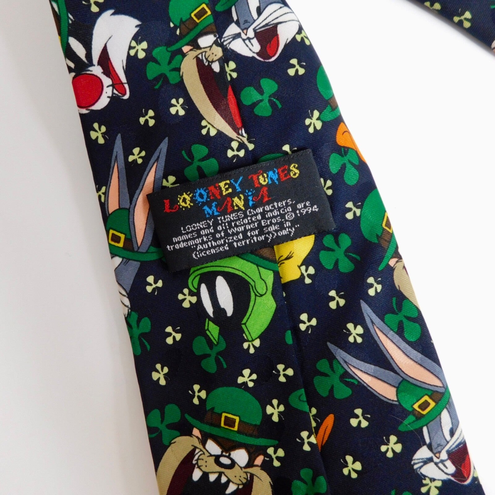 Vintage LOONEY TUNES Mania St. Patrick's Day Cartoon Necktie Tie Shamrock