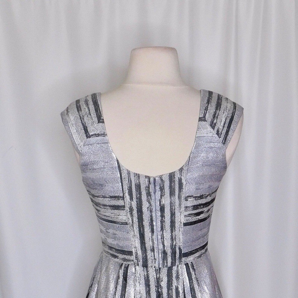 YOANA BARASCHI Silver Baccarat Herringbone Print Dress Fit N' Flare Size 0