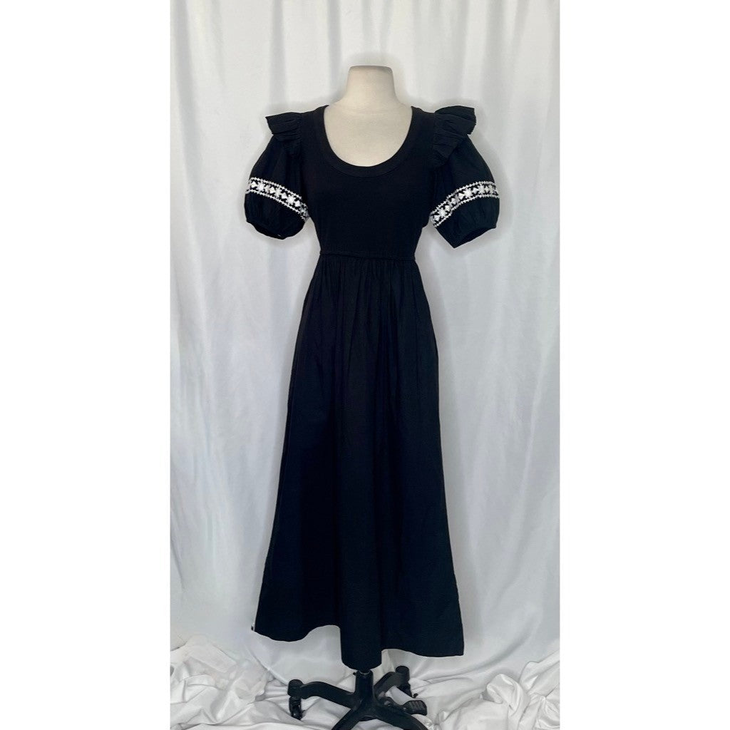 NWT!! CLEOBELLA Selma Midi Dress Embroidered Black Ruffle Puff Sleeves X-Small