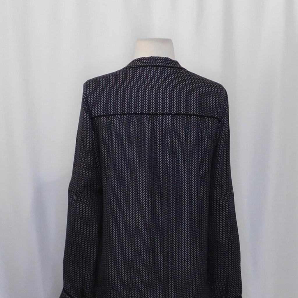 VINCE Mini-Geo Print Silk Blouse Top Mini Geo Geometric Print V Neck X-Small