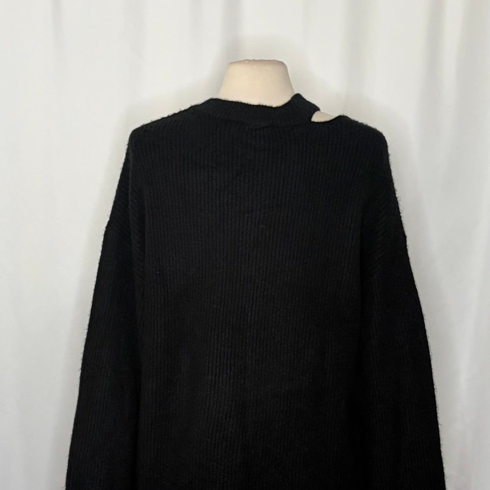 RAILS Alexi Cutout Sweater Solid Black Ribbed Pullover Knitwear Large