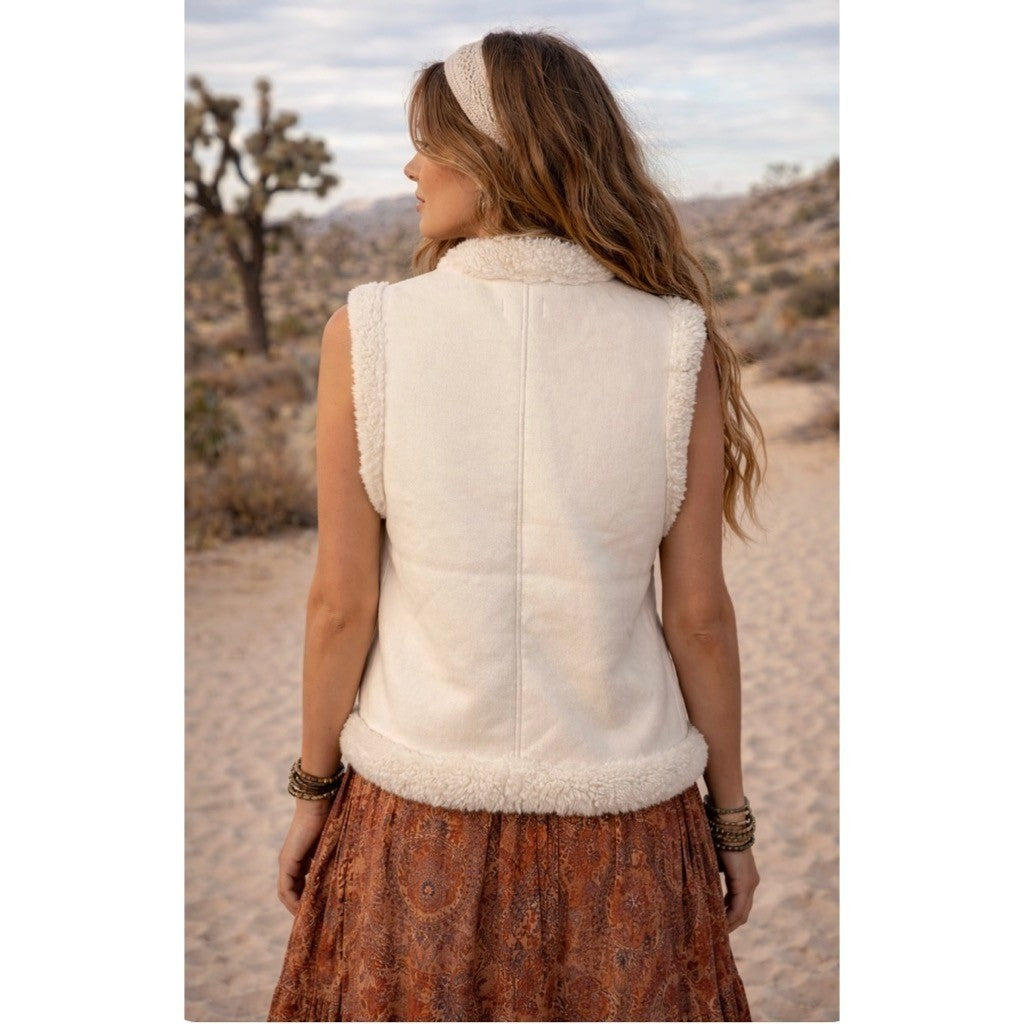 HOUSE OF HARLOW 1960 Floral Paisley Embroidered Faux Fur Vest Bohemian One Size