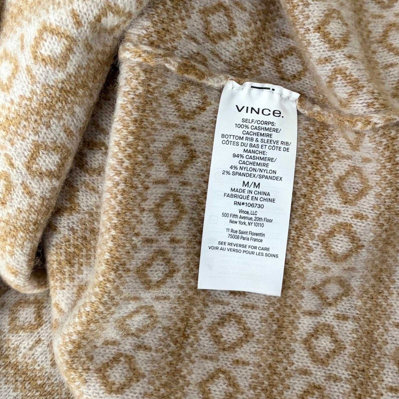 VINCE Cashmere Fair Isle V Neck Sweater Sandshell Combo Preppy Pullover Medium