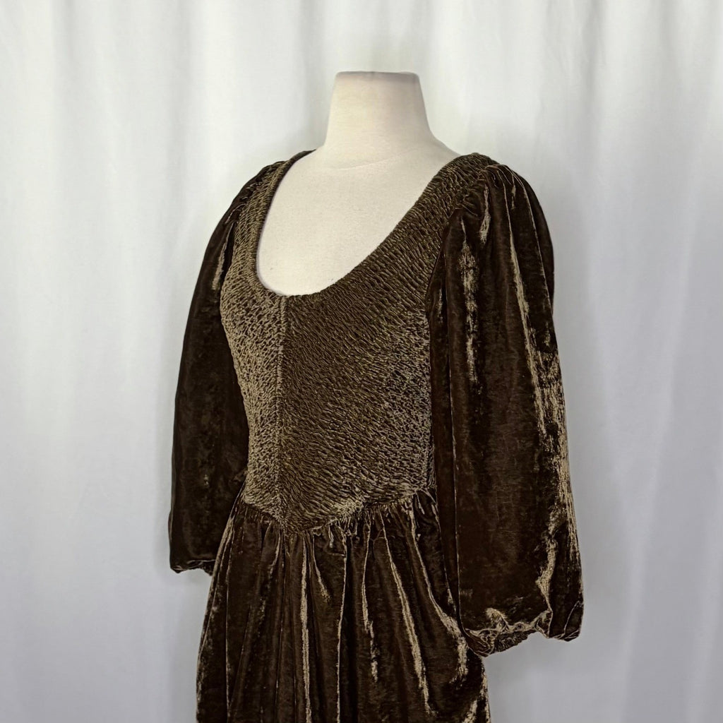 NWT!! FREE PEOPLE Farrier Velvet Mini Dress Smocked Solid Brown Bear Mini XS
